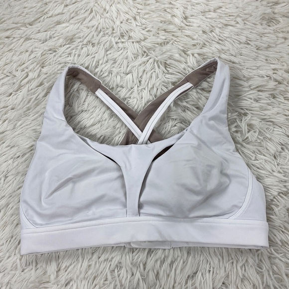 Lululemon Stash It All Bra White - Picture 1 of 4